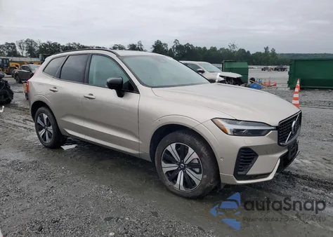 2024 Volvo Xc60 Plus from USA, damaged, VIN YV4H60DL8R1913941